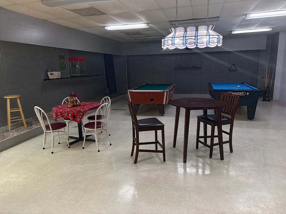 Pioneer Spirits & Gaming