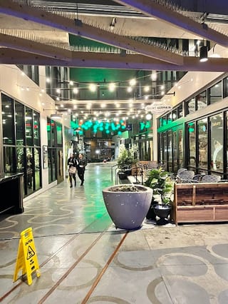 Loa Grove/ Main Facility