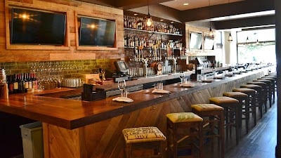 B2 Bistro & Bar