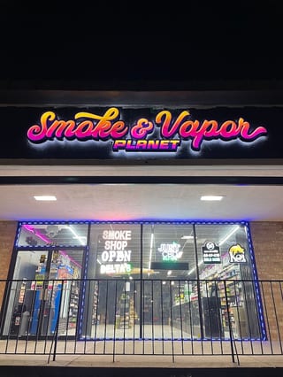 Smoke and Vapor Planet