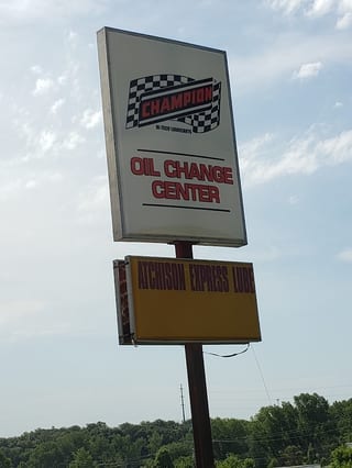 Atchison Express Lube - Atchison - Club Road