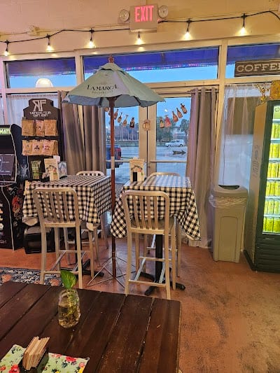 Jj's Market & Delicatissen