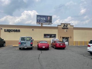 J & J Liquors