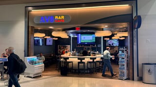 Av8 Bar & Cafe