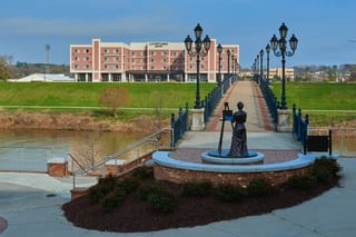 Courtyard By Marriott