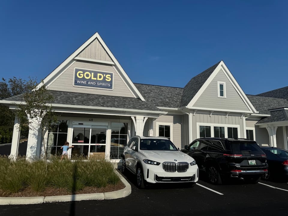 Gold's Wine & Spirit - Middletown