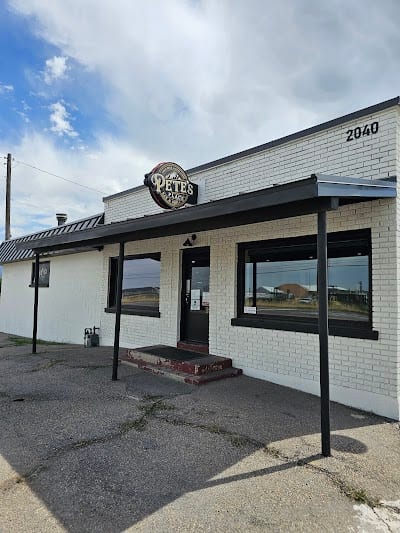 Petes Place Bar & Grill