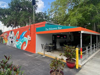 Bar Hideaway