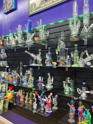 Purple Vibez Smoke Shop