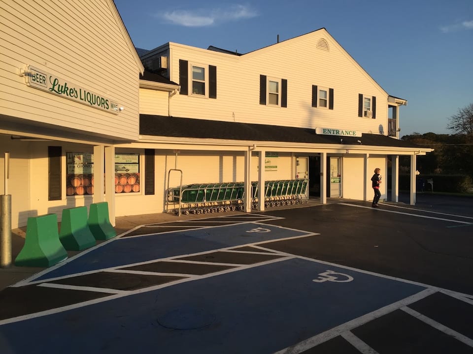 Lukes Super Liquors Brewster