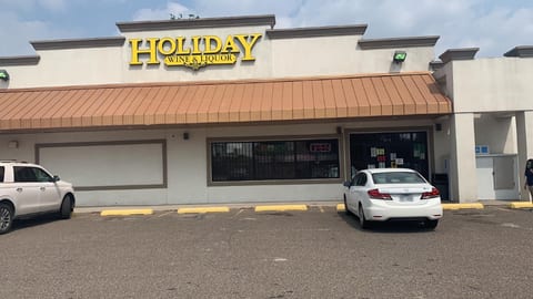 Holiday Wine And Liquor
