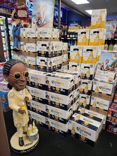 Woodys Liquors
