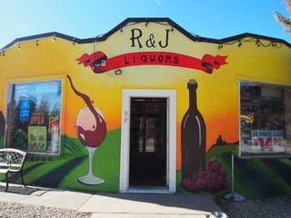 R & J Liquor
