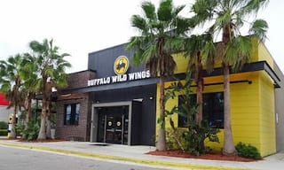 Buffalo Wild Wings Gril #3910