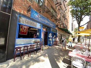 Horns Hook Tavern