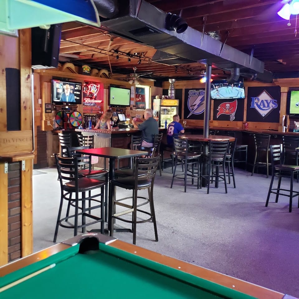 Barefoot Billys Tavern