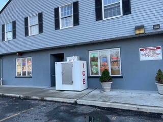 J.D. S Wines & Liquors