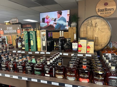 Guff's Wine and Liquors