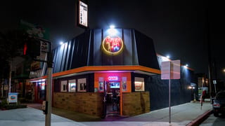 The Corner Bar At 352