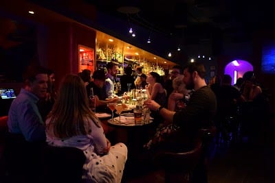 Elliots Martini Bar