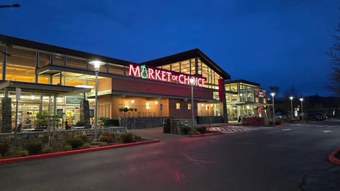 Market Of Choice 7