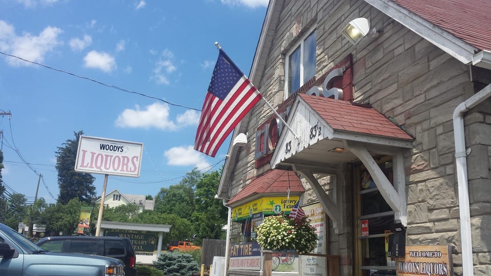 Woodys Liquors