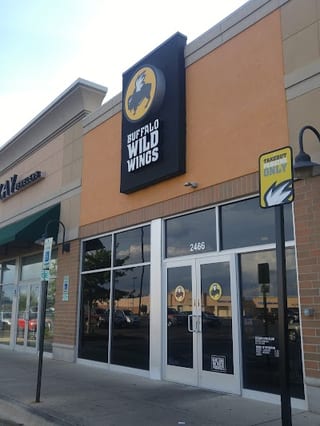 Buffalo Wild Wings Gril #110