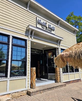 Huli Huli Tiki Lounge