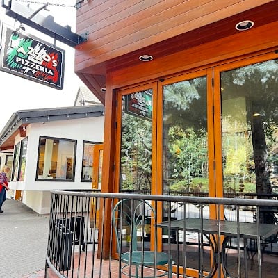 Pazzo's Pizza