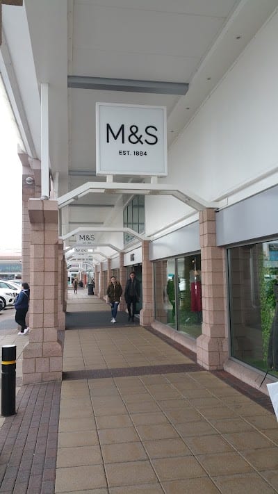M&s
