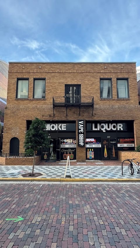 Dto Liquor Store
