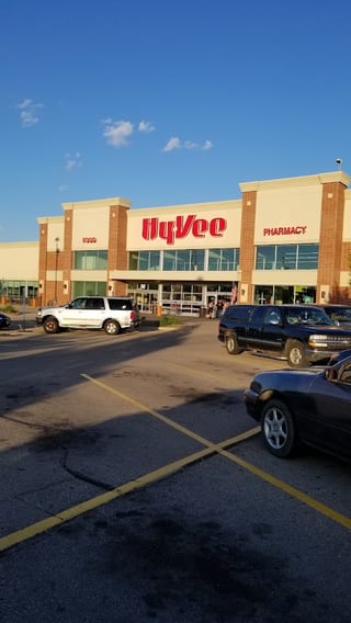 Hy-Vee - Washington Ave