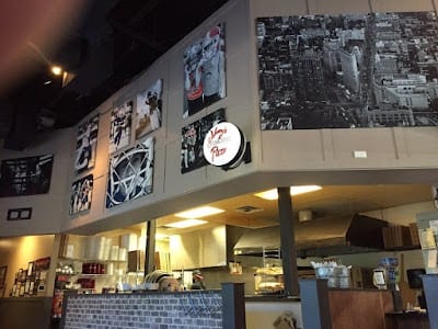 Johnny's Pizza - Loganville