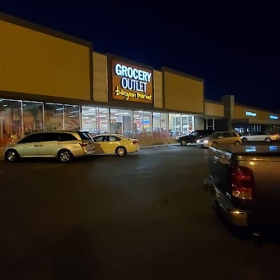 Grocery Outlet Bargain Market