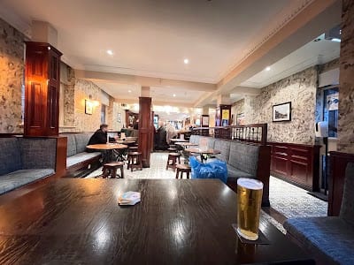 Hercules Bar