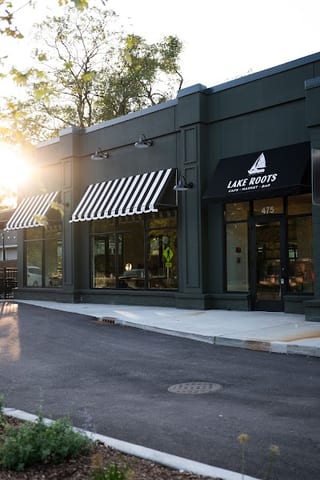 Lake Roots Cafe