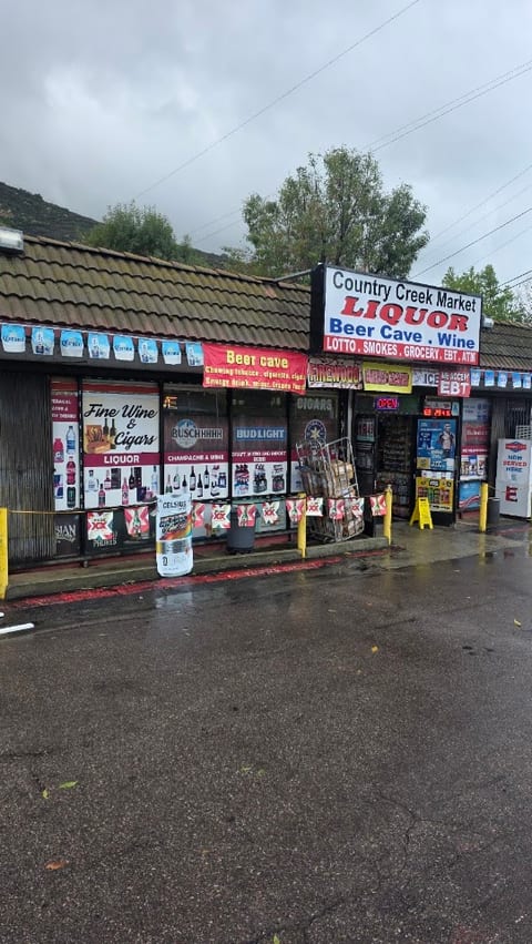 Country Creek Market