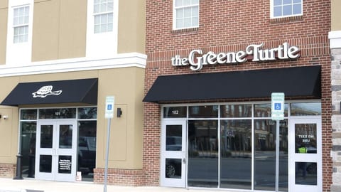 Greene Turtle Sports Bar & Grille