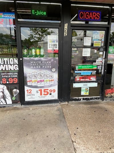 Batavia Smoke & Liquor