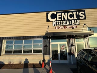Cencis Pizzeria & Bar