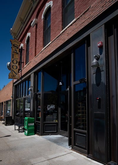 Lariat Bar & Grill