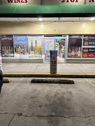 Junior's wine, liquor and beer
