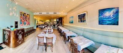 Bistro 821
