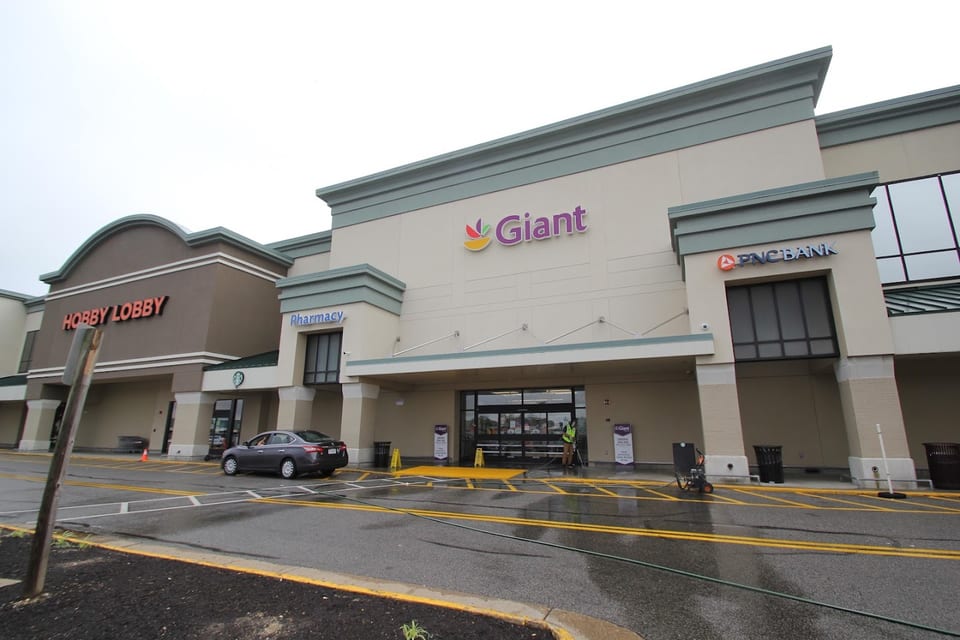 Giant Food Store 2747