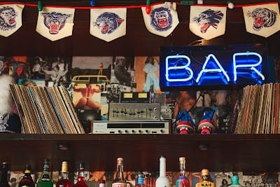 Schmittys Bar