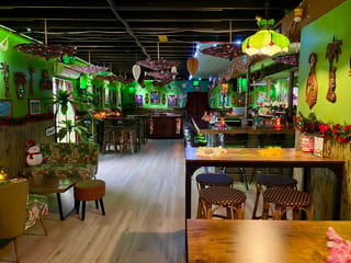 Sunnyside Lounge