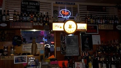 Nolas Lounge