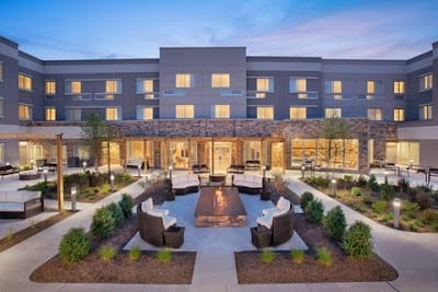 Courtyard - Wayne