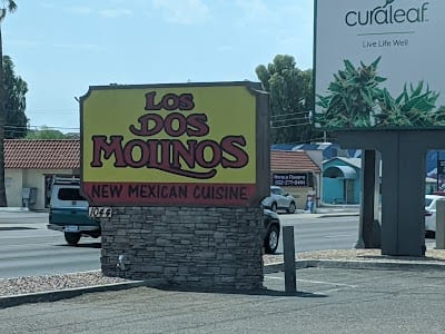 Los Dos Molinos
