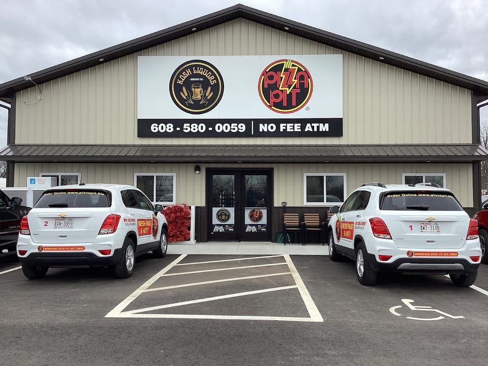 Kosh Liquor & Pizza Pit